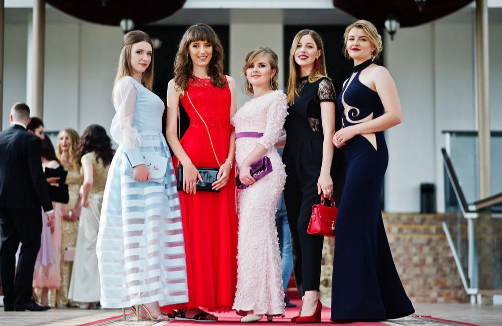Graduation Dresses for Different Body Types